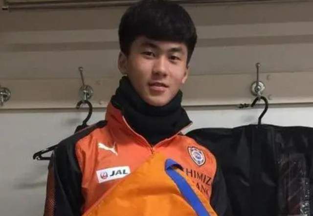 国产一卡2卡3卡四卡国色天香